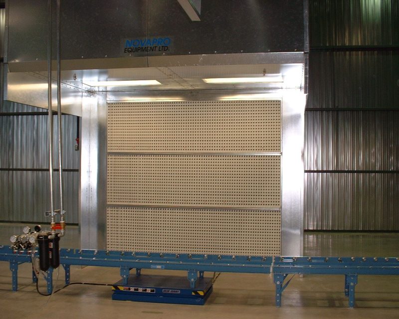 Semi-Downdraft Spray Booth